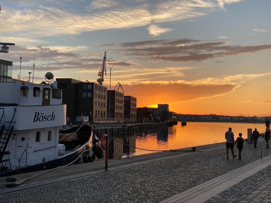 Historischer Ohlerich Speicher Hafen Wismar Ap.18 Eksteriør billede